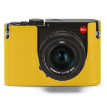 Product image of Leica Protector in Yellow Leather